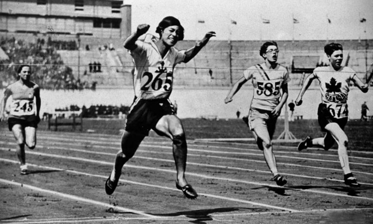 Kinue Hitomi in the 100-meter heat at the Amsterdam Olympics, 1928